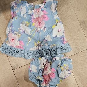 Floral Baby Outfit with Lace Trim